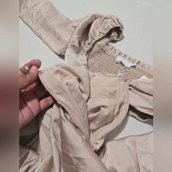 ASTR The Label Cut-out Satin Mini Dress Size XS In Champagne - Picture 4 of 13